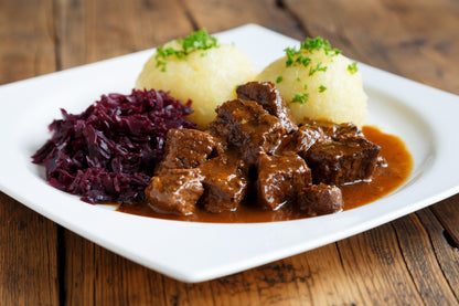 Wildgulasch, tiefgekühlt | vom Reh, aus regionaler Jagd vom Hofgut Erdland | Deutschland | 0,45kg-0,6kg | 27€/kg