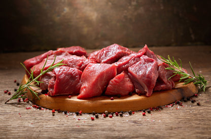Wildgulasch, tiefgekühlt | vom Reh, aus regionaler Jagd vom Hofgut Erdland | Deutschland | 0,45kg-0,6kg | 27€/kg